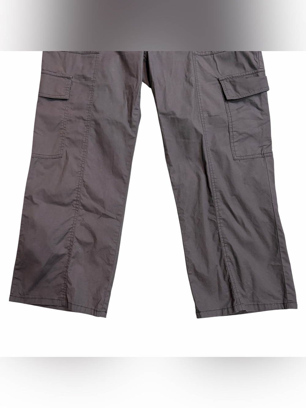 SANCTUARY Social Standard Women’s Portside Cargo Cropped Pant in Gray, XL - Picture 5 of 10